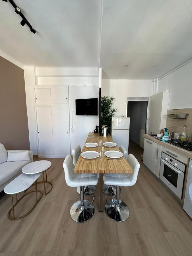Nice - Appartement T3 Renove De 50 M2 Classe 2 Etoiles エクステリア 写真